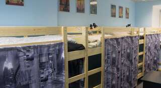 Гостиница Хостел ВЕЛЛ Санкт-Петербург Спальное место на двухъярусной кровати в общем номере для мужчин и женщин-1